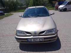Sahibinden Renault Megane 2.0 RXE 1999 Model