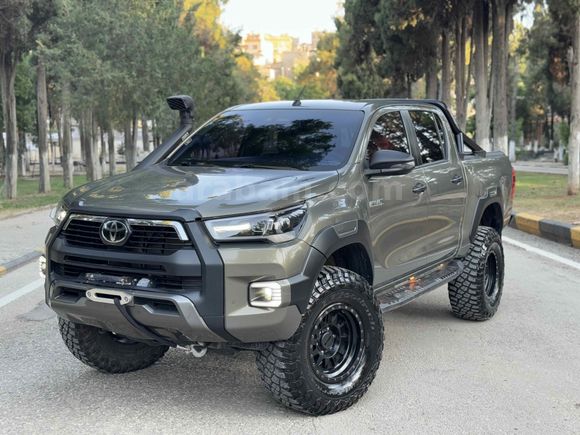 CEVDET KEKLIK’TEN HATASIZ TOYOTA DEV İRONMAN HİLUX TAM DOLU