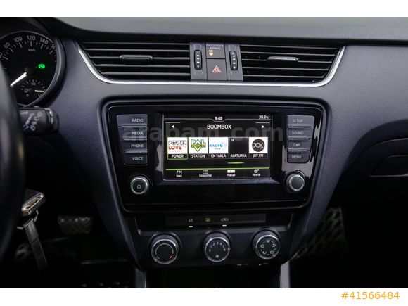 2017 ÇIKIŞLI HATASIZ BOYASIZ OCTAVİA 1.6 TDİ DSG OPTİMAL