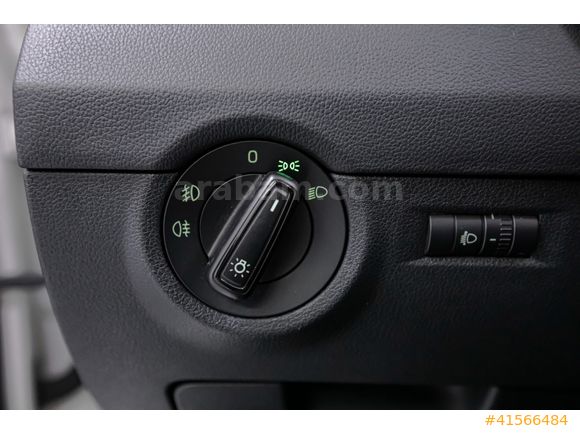 2017 ÇIKIŞLI HATASIZ BOYASIZ OCTAVİA 1.6 TDİ DSG OPTİMAL