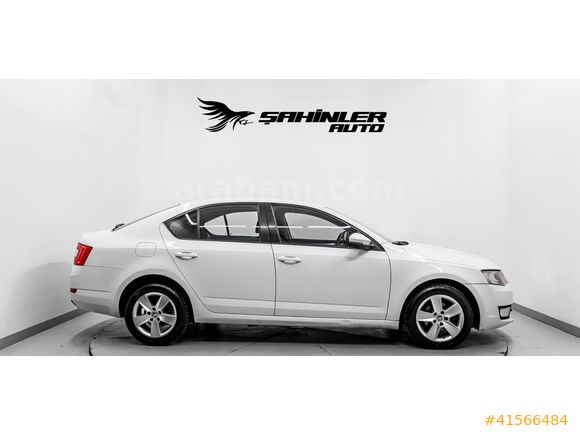 2017 ÇIKIŞLI HATASIZ BOYASIZ OCTAVİA 1.6 TDİ DSG OPTİMAL
