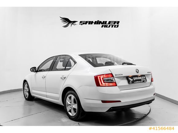 2017 ÇIKIŞLI HATASIZ BOYASIZ OCTAVİA 1.6 TDİ DSG OPTİMAL