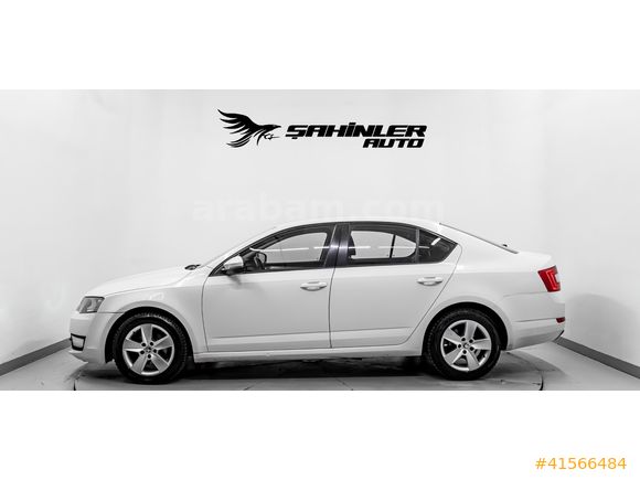 2017 ÇIKIŞLI HATASIZ BOYASIZ OCTAVİA 1.6 TDİ DSG OPTİMAL