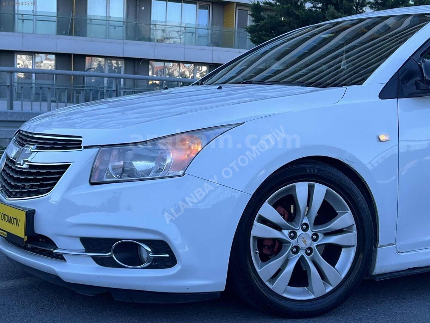 Galeriden Chevrolet Cruze 1.6 Sport 2013 Model İstanbul 253.000 km Beyaz 6