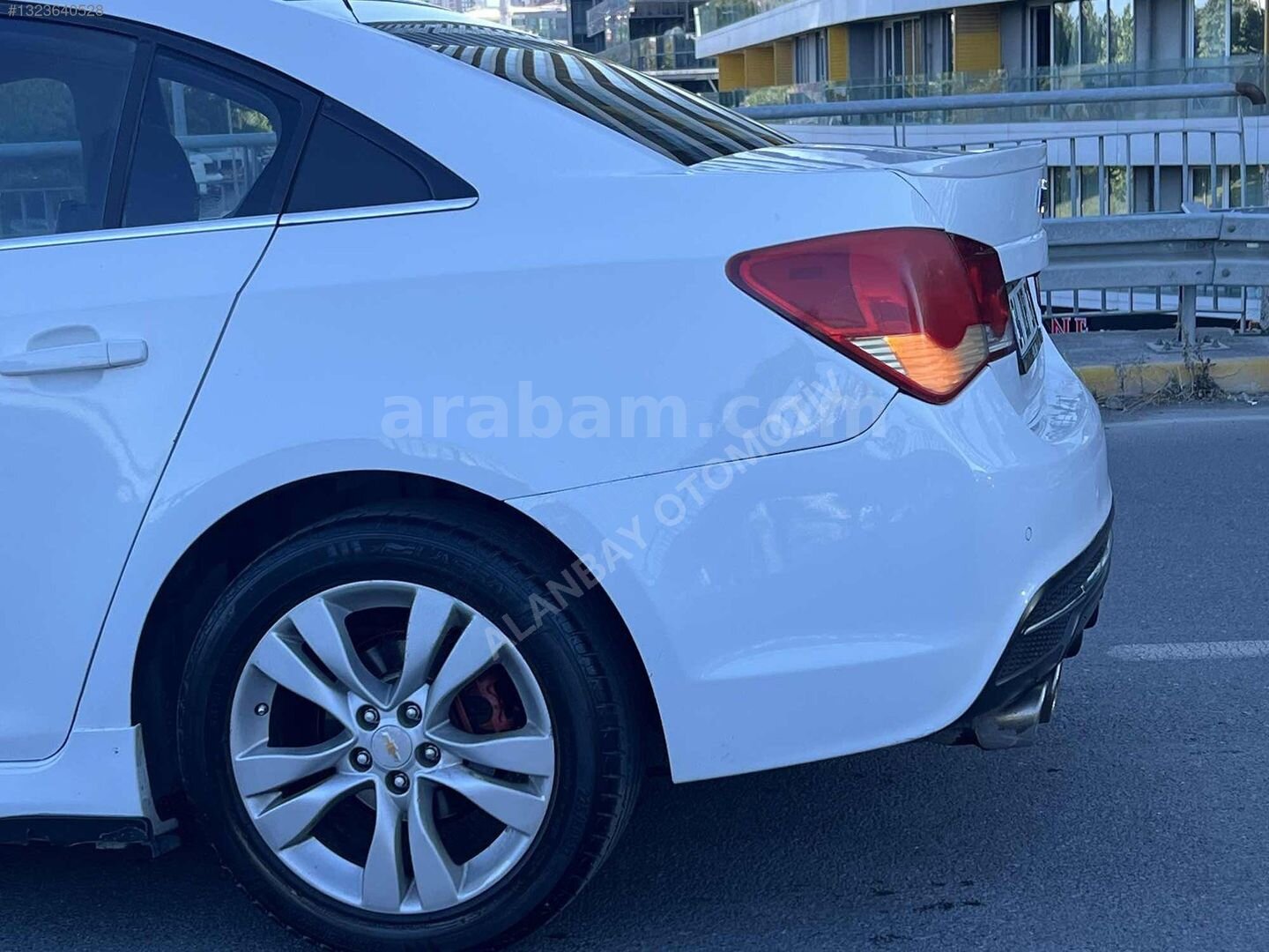 Galeriden Chevrolet Cruze 1.6 Sport 2013 Model İstanbul 253.000 km Beyaz 5