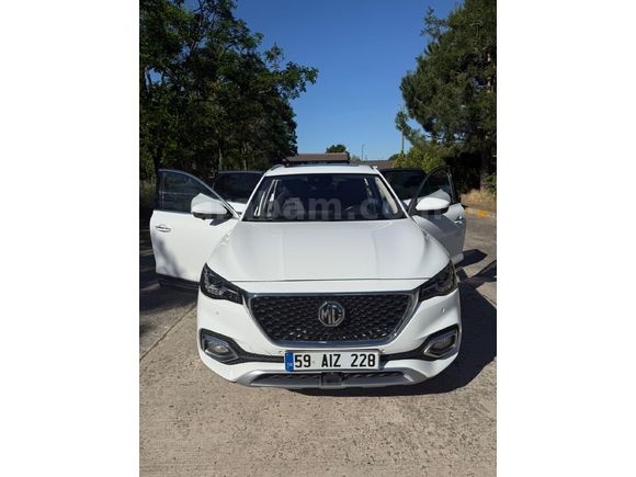 Sahibinden MG HS 1.5 T-GDI Luxury 2023 Model  49.000 km Beyaz