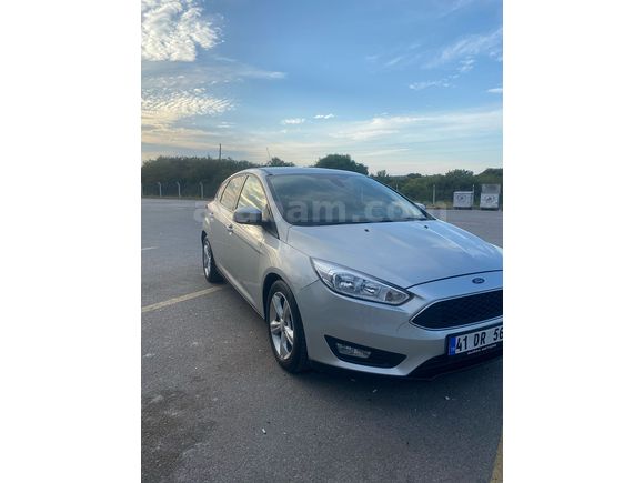 Sahibinden Ford Focus 1.6 TDCi Style 2015 Model 