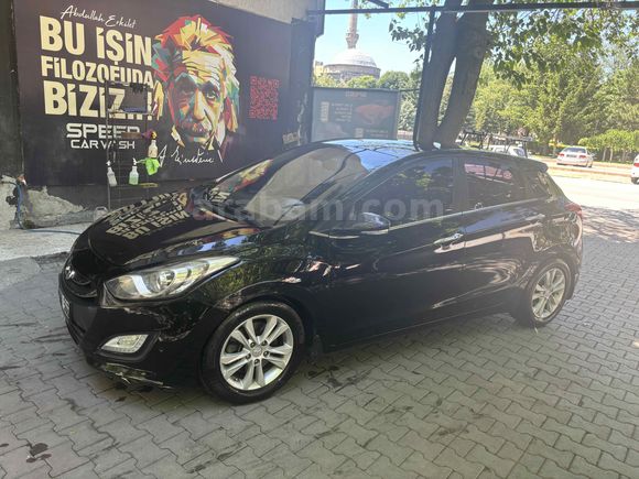 Sahibinden Hyundai i30 1.6 CRDi Elite 2012 Model 