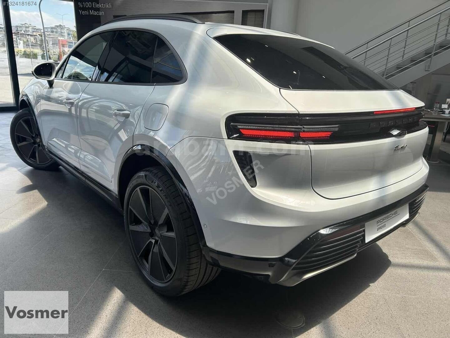 Galeriden Porsche Macan 3.6 Turbo 2025 Model İzmir 6.001 km Gri 4