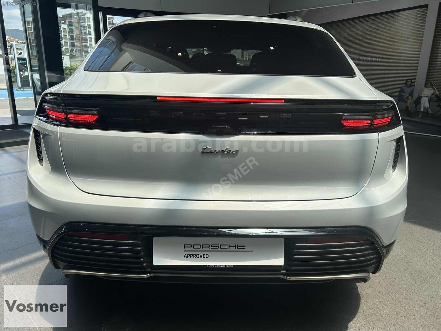 Galeriden Porsche Macan 3.6 Turbo 2025 Model İzmir 6.001 km Gri 3