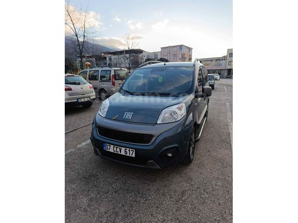 Sahibinden Fiat Fiorino Combi 1.3 Multijet Premio 2023 Model 
