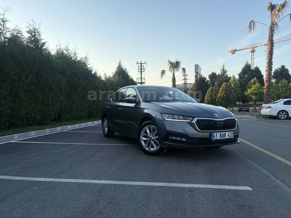 Sahibinden Skoda Octavia 1.0 e-Tec Elite 2023 Model 