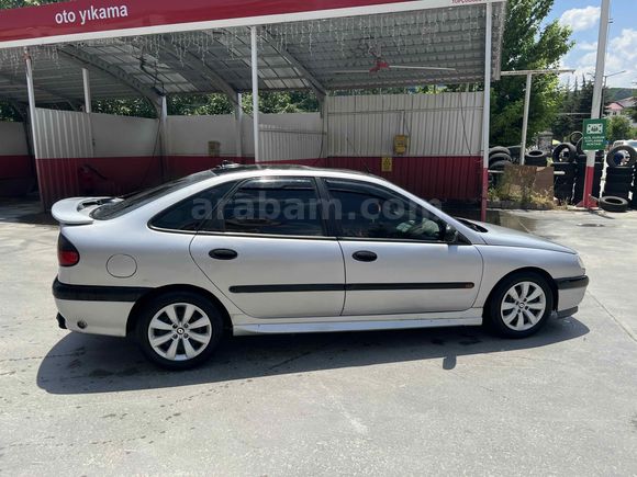 Sahibinden Renault Laguna 1.8 RT 1995 Model 