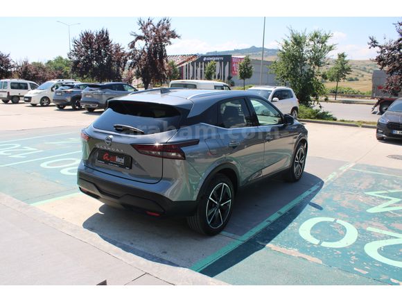 Nissan Qashqai 1.3DIG-T SKYPACK 