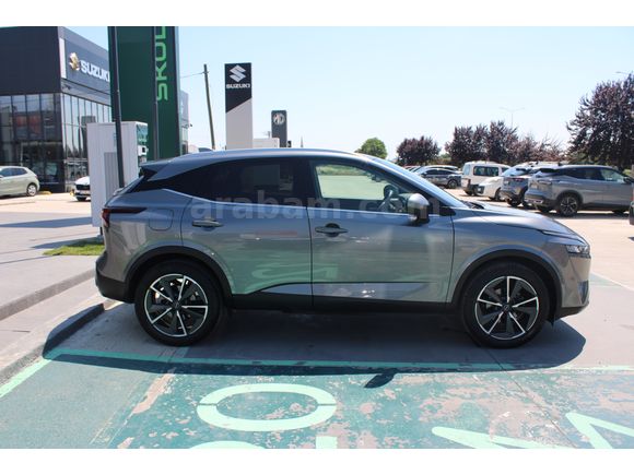 Nissan Qashqai 1.3DIG-T SKYPACK 