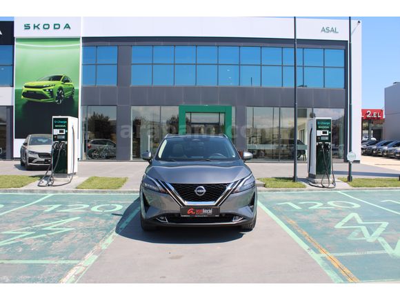 Nissan Qashqai 1.3DIG-T SKYPACK 