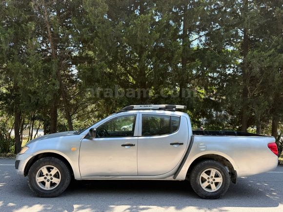 GALERİDEN MİTSUBİSHİ L200 DİZEL MANUEL 259.000 KM'DE