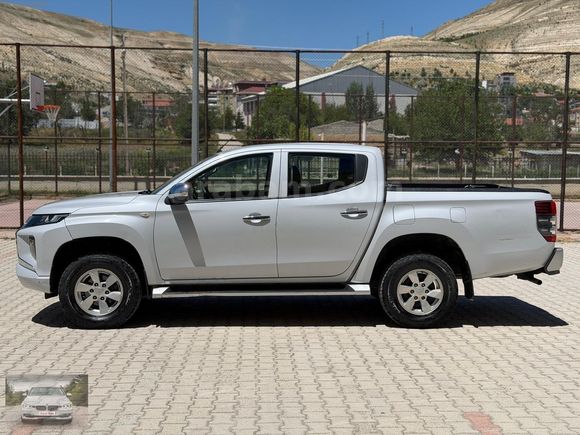2020 MODEL ORJİNAL MİTSUBİSHİ L200 4X2 TORNADO BEYAZ 88.000 KM