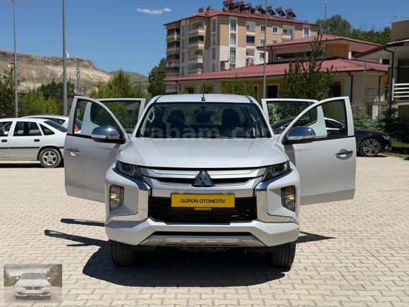 2020 MODEL ORJİNAL MİTSUBİSHİ L200 4X2 TORNADO BEYAZ 88.000 KM