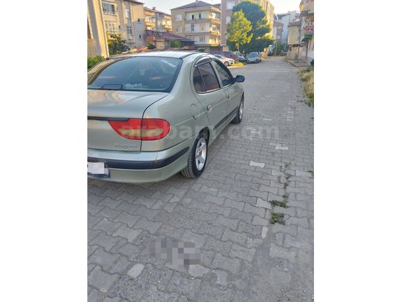 Sahibinden Renault Megane 1.4 RTA 2002 Model