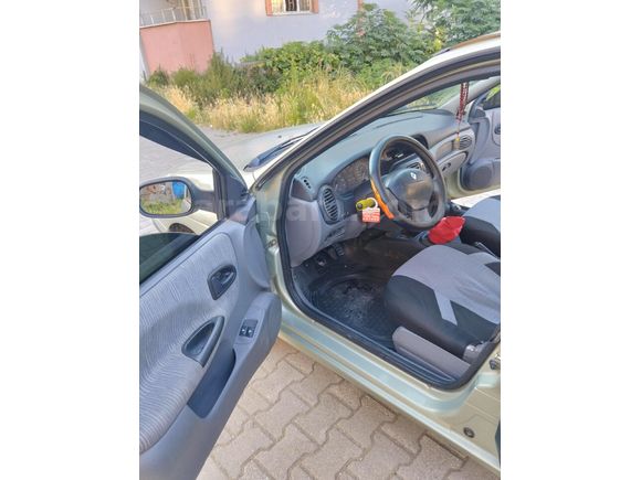 Sahibinden Renault Megane 1.4 RTA 2002 Model