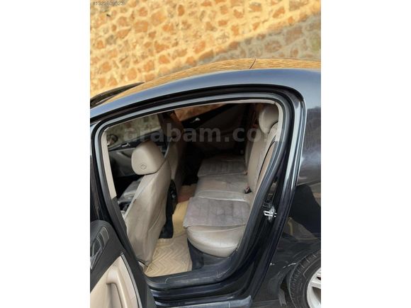 PASSAT B6 HİĞLİNE 2 FUL BAKIMLI