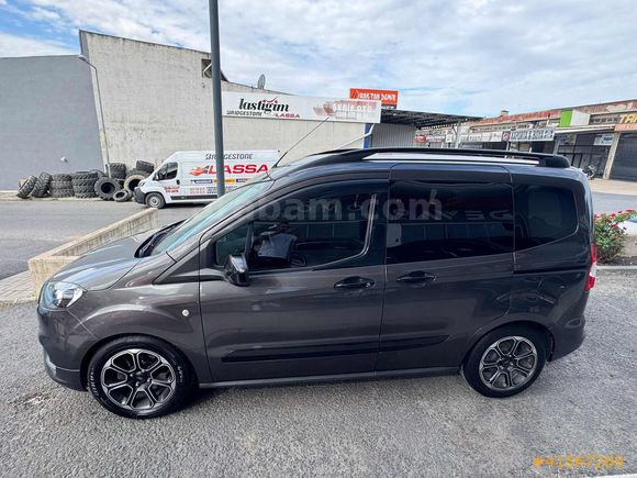 2022 FORD TOURNEO COURİER 1.5 TDCİ TİTANİUM PLUS ORJİNAL