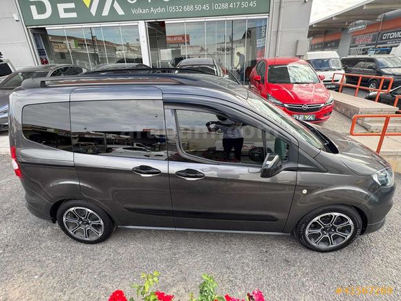 2022 FORD TOURNEO COURİER 1.5 TDCİ TİTANİUM PLUS ORJİNAL