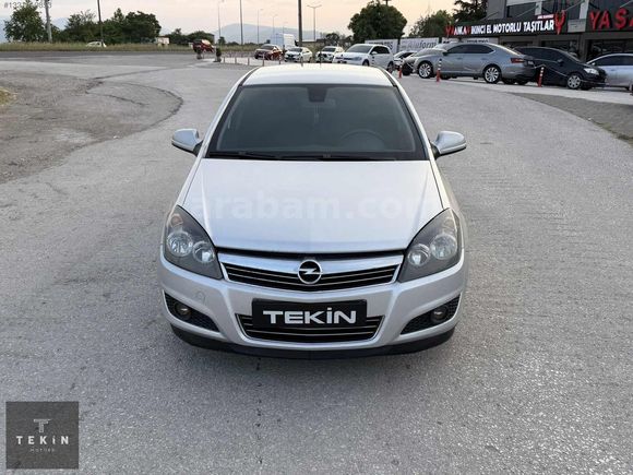 TEKİN MOTORS'dan 2011 Opel Astra 1.3 CDTI Otomatik Hatasız