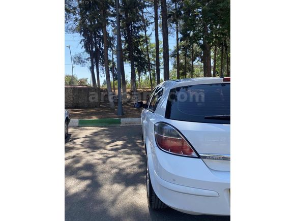 ŞİMŞEK AUTO'DAN 2011 OPEL ASTRA 1.3 CDTI ESSENTIA KONFOR