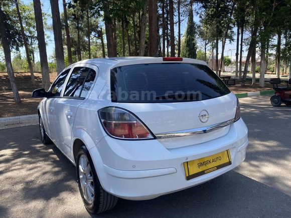 ŞİMŞEK AUTO'DAN 2011 OPEL ASTRA 1.3 CDTI ESSENTIA KONFOR