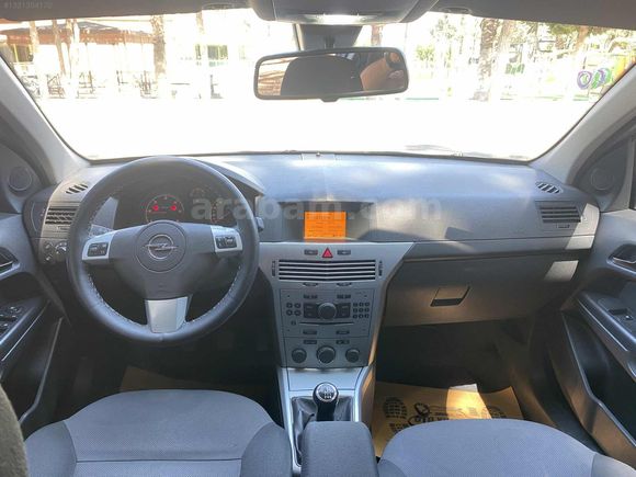 ŞİMŞEK AUTO'DAN 2011 OPEL ASTRA 1.3 CDTI ESSENTIA KONFOR