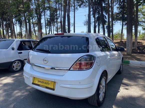 ŞİMŞEK AUTO'DAN 2011 OPEL ASTRA 1.3 CDTI ESSENTIA KONFOR