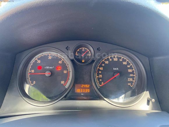 ŞİMŞEK AUTO'DAN 2011 OPEL ASTRA 1.3 CDTI ESSENTIA KONFOR