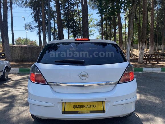 ŞİMŞEK AUTO'DAN 2011 OPEL ASTRA 1.3 CDTI ESSENTIA KONFOR