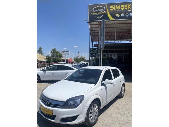 ŞİMŞEK AUTO'DAN 2011 OPEL ASTRA 1.3 CDTI ESSENTIA KONFOR