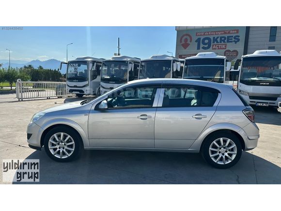 YILDIRIM GRUP - 2011 OPEL ASTRA 1.3 CDTI ORİJİNAL 130 BİN KM DE
