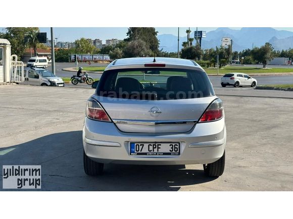 YILDIRIM GRUP - 2011 OPEL ASTRA 1.3 CDTI ORİJİNAL 130 BİN KM DE