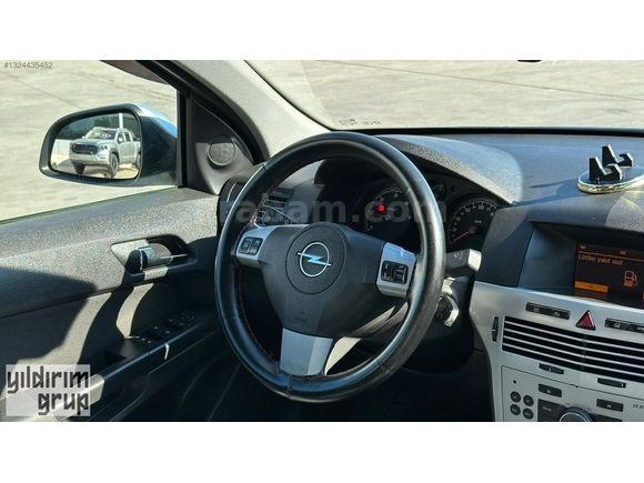 YILDIRIM GRUP - 2011 OPEL ASTRA 1.3 CDTI ORİJİNAL 130 BİN KM DE