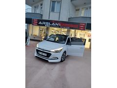 Sahibinden Hyundai i20 1.4 CRDi Style 2016 Model