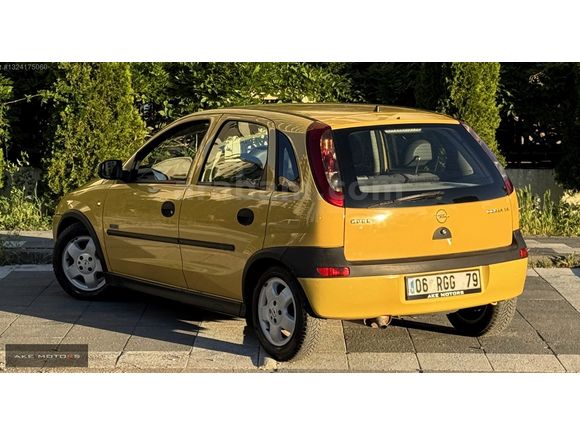 AKE MOTORS'dan Opel Corsa1.4 Elegance DÜŞÜK KM !!!