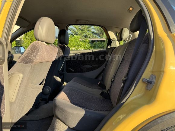AKE MOTORS'dan Opel Corsa1.4 Elegance DÜŞÜK KM !!!