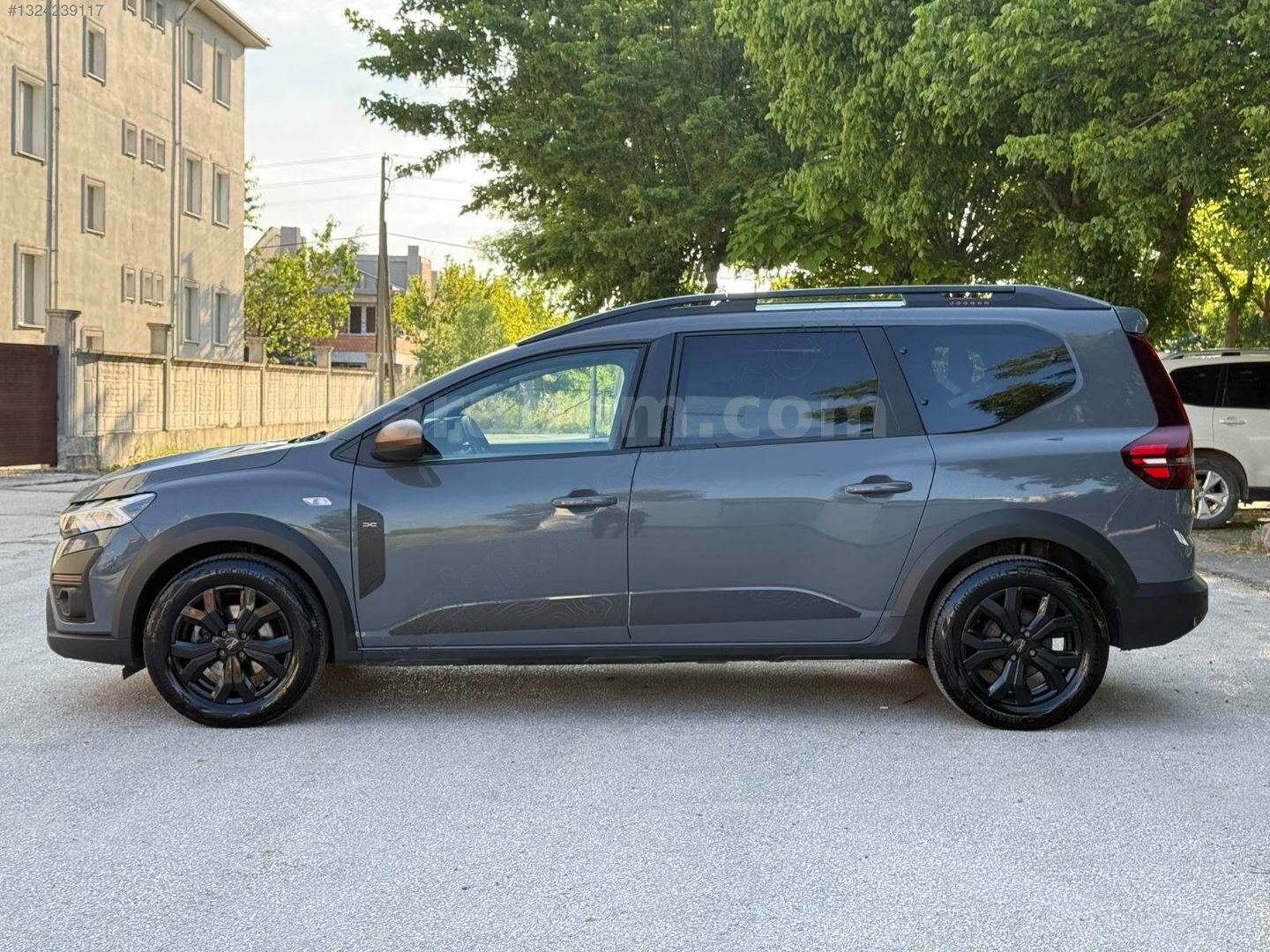 Galeriden Dacia Jogger 1.0 TCe Extreme 2023 Model Ankara 81.650 km Gri 4