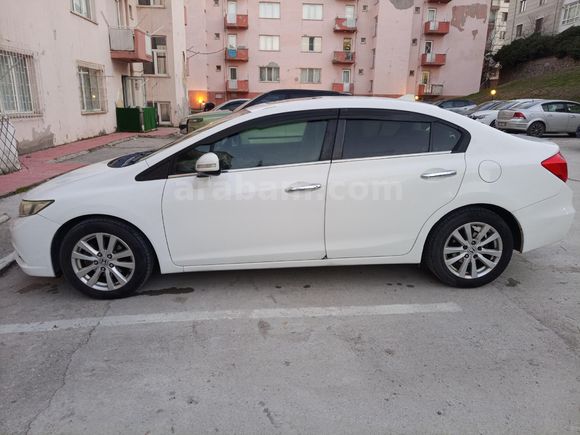 Sahibinden Honda Civic 1.6i VTEC Eco Elegance 2014 Model