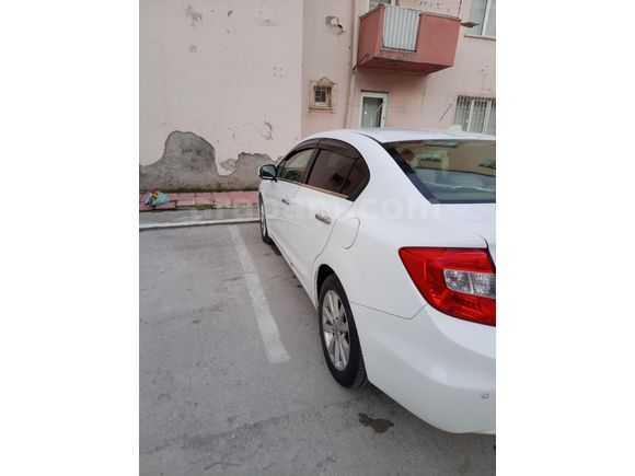 Sahibinden Honda Civic 1.6i VTEC Eco Elegance 2014 Model