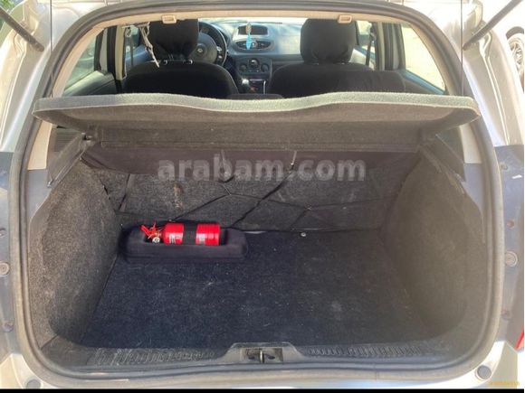 Sahibinden Renault Clio 1.5 dCi Authentique 2010 Model