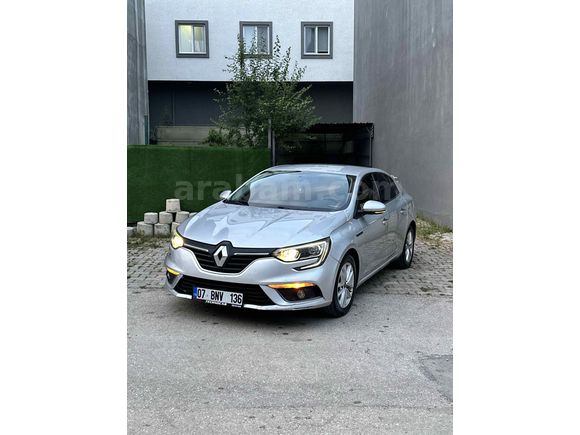 Sahibinden Renault Megane 1.5 Blue DCI Touch 2020 Model 
