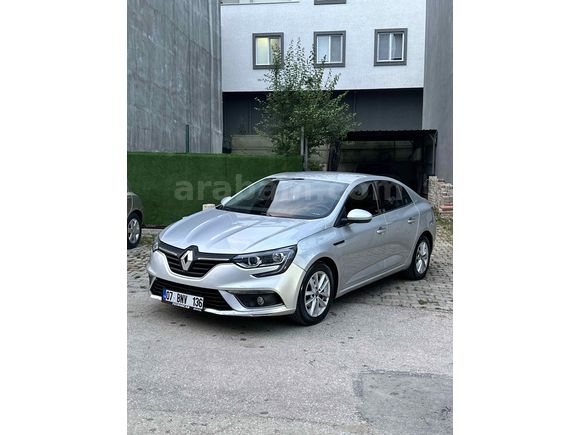 Sahibinden Renault Megane 1.5 Blue DCI Touch 2020 Model 