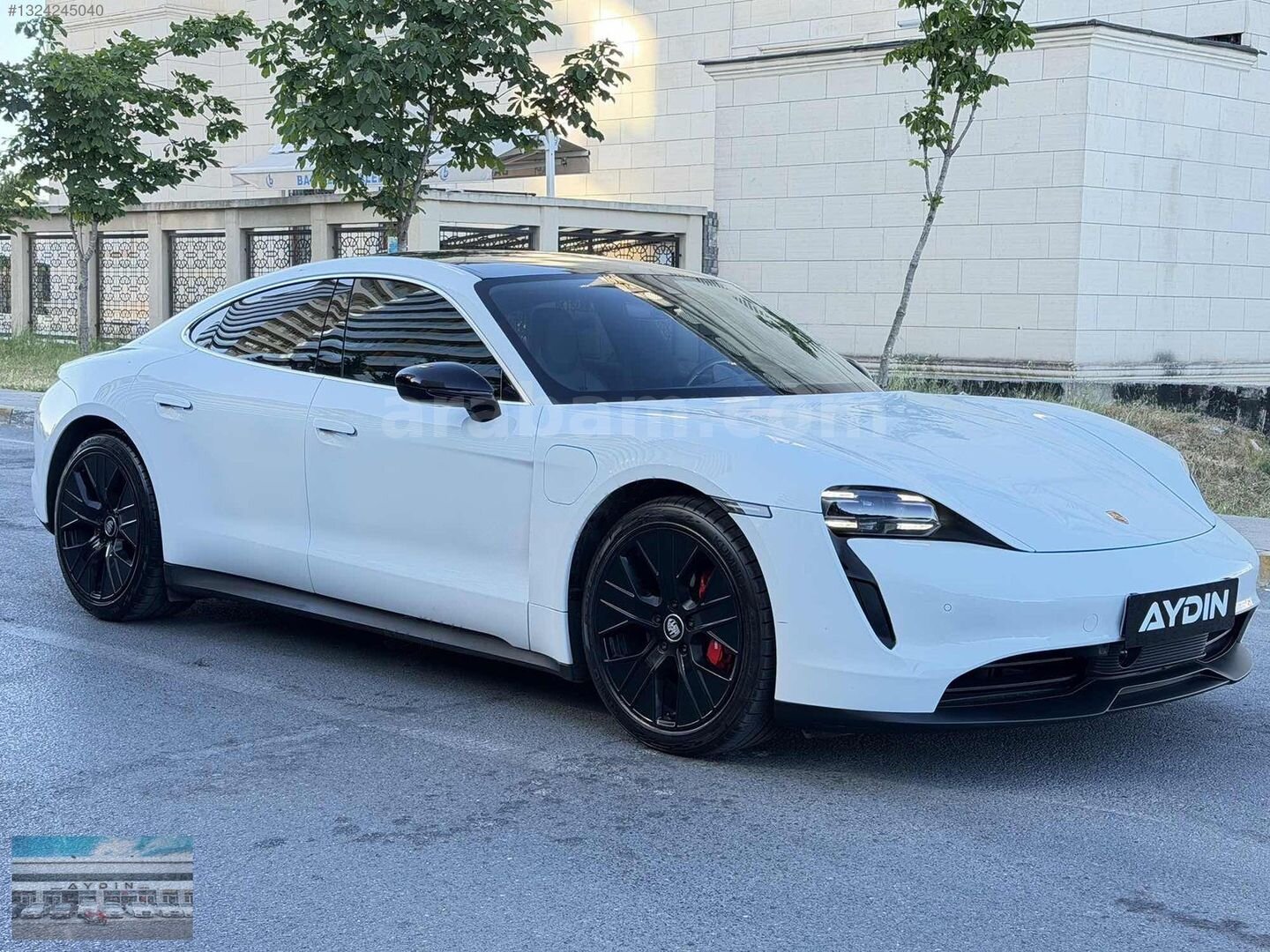 Galeriden Porsche Taycan Elektrik 4S 2020 Model İstanbul 113.000 km Beyaz 4
