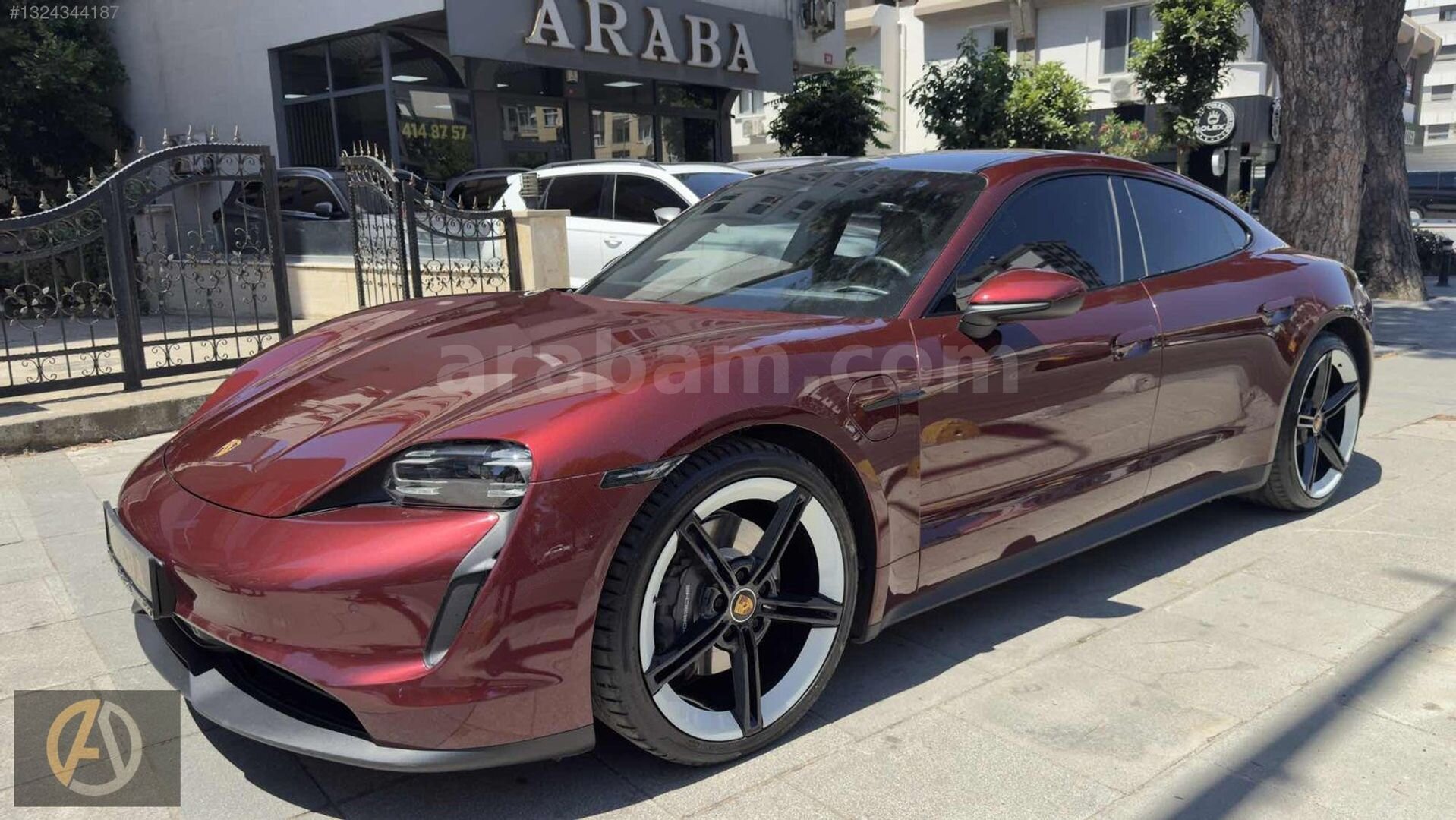 Galeriden Porsche Taycan Elektrik 2021 Model İstanbul 46.000 km Bordo 3